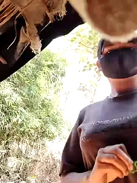 Snapshot of Janvi_Jaitly chatting on 11.17.25 Janvi Jaitly online show from 11.17.25