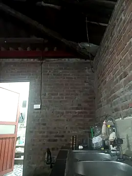 Snapshot of siki-00 chatting on 10.26.25 siki-00 online show from 10.26.25