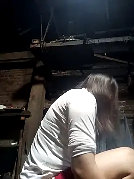 Snapshot of siki-00 chatting on 11.13.25 siki-00 online show from 11.13.25