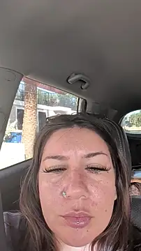 Snapshot of totts_ chatting on 11.05.25 totts online show from 11.05.25