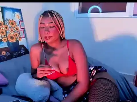 SophiaBloss online show from 05.22.26