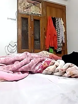 miss raavy online show from 01.18.26