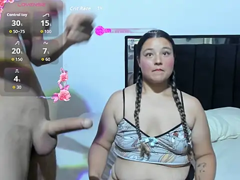 Snapshot of Golosa_hard_sex chatting on 11.22.25 Golosa hard sex online show from 11.22.25