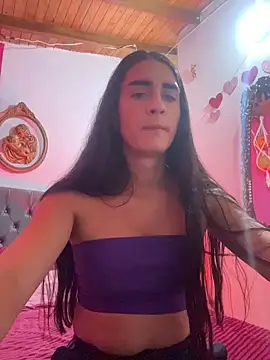 lola diez online show from 10.21.25