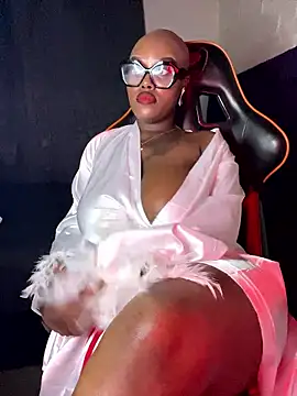 QUEEN NOBUHLE 777 online show from 01.09.26