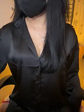 Ngoc Quynh 18 online show from 10.20.25