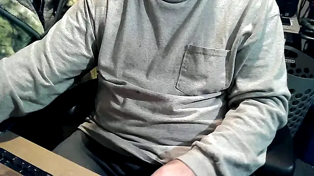 georgew62 online show from 10.12.25