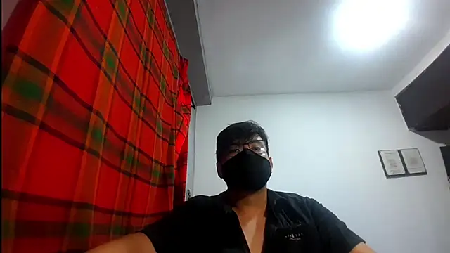 Snapshot of Todd0307 chatting on 09.09.25 Todd0307 online show from 09.09.25