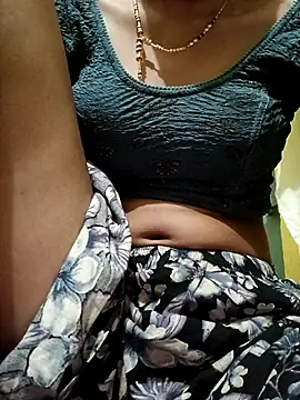 Snapshot of Cutey_neha01 chatting on 09.22.25 Cutey neha01 online show from 09.22.25