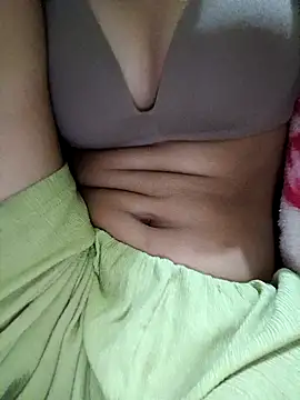 Snapshot of Cutey_neha01 chatting on 10.27.25 Cutey neha01 online show from 10.27.25