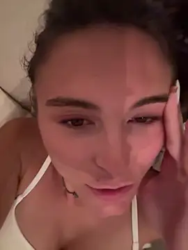 SophiiaStarr online show from 06.18.26
