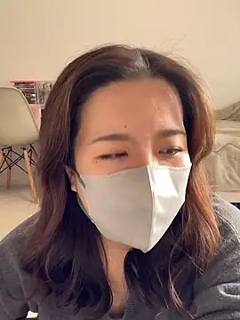 Snapshot of NATSUMI00 chatting on 11.11.25 NATSUMI00 online show from 11.11.25