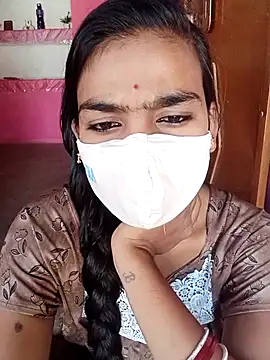 Snapshot of Sharmili_xx chatting on 09.25.25 Sharmili xx online show from 09.25.25