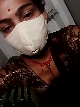 Snapshot of Sharmili_xx chatting on 10.07.25 Sharmili xx online show from 10.07.25