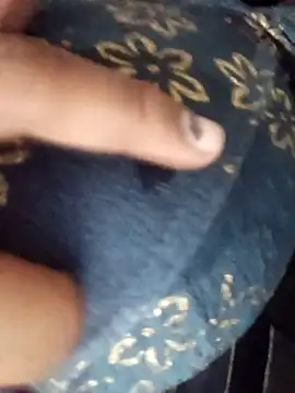 Snapshot of Sharmili_xx chatting on 10.10.25 Sharmili xx online show from 10.10.25