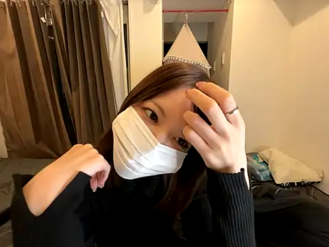 JDsakichan2 online show from 10.22.25