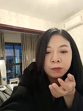 smgirls online show from 10.25.25