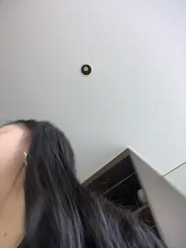 smgirls online show from 10.26.25