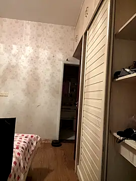 smgirls online show from 10.28.25