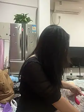 smgirls online show from 10.31.25