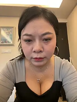 smgirls online show from 11.15.25