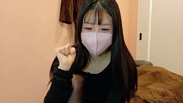 Snapshot of Ema-- chatting on 12.13.25 Ema-- online show from 12.13.25