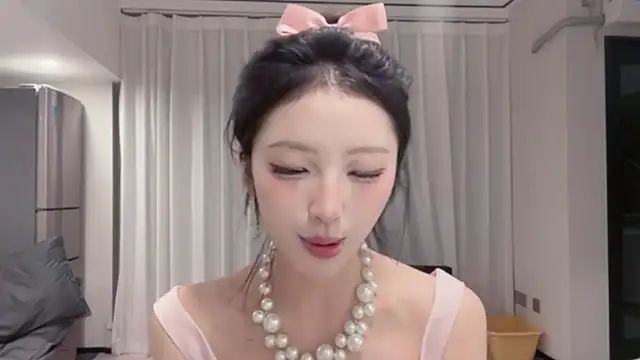 ZhaoZhao-ZM online show from 10.03.25