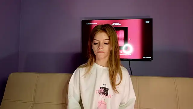 Snapshot of mari__papi chatting on 10.25.25 mari papi online show from 10.25.25