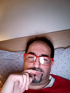 Snapshot of max_im69 chatting on 10.21.25 max im69 online show from 10.21.25