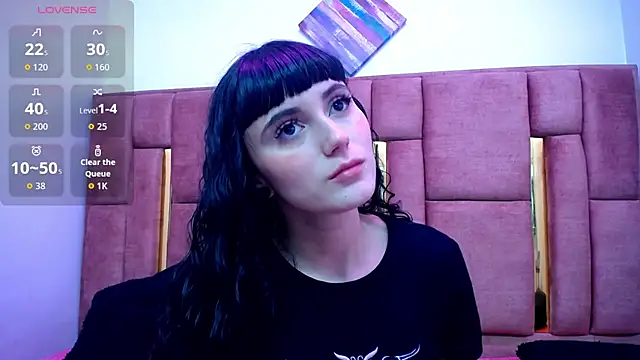 Snapshot of XBODTRIIPX chatting on 11.12.25 XBODTRIIPX online show from 11.12.25