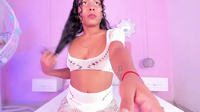 Mi4 Monroe online show from 10.03.25