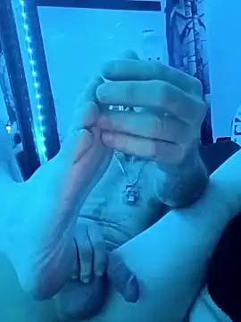 Snapshot of Mrluckstick chatting on 11.29.25 Mrluckstick online show from 11.29.25