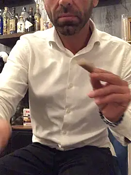 Snapshot of MatteoDom85 chatting on 10.02.25 MatteoDom85 online show from 10.02.25