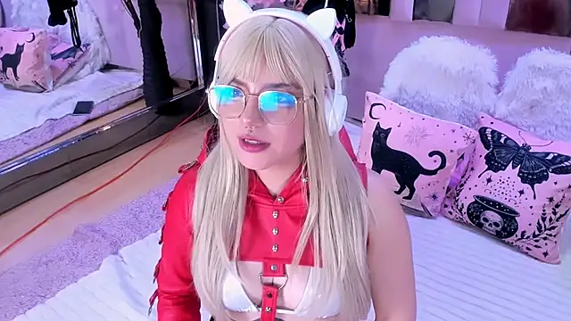 BizzyNoar online show from 12.16.25