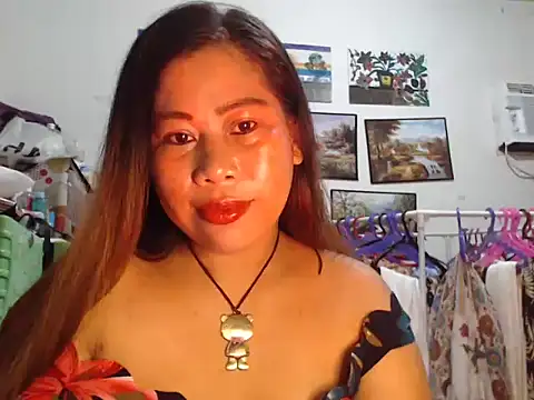Snapshot of filipina_beauty chatting on 09.22.25 filipina beauty online show from 09.22.25