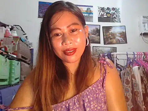 Snapshot of filipina_beauty chatting on 10.02.25 filipina beauty online show from 10.02.25