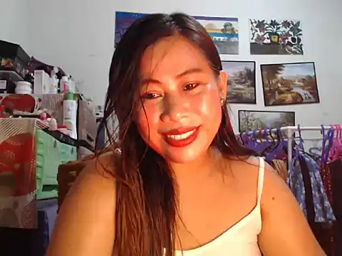 Snapshot of filipina_beauty chatting on 11.15.25 filipina beauty online show from 11.15.25