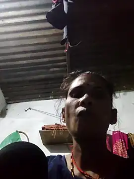 Snapshot of Love_bhabi chatting on 10.09.25 Love bhabi online show from 10.09.25