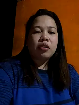 Snapshot of sexypinay_20 chatting on 10.08.25 sexypinay 20 online show from 10.08.25