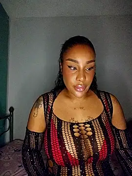 Queen Amara online show from 03.05.26