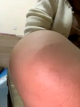 SuhyoCii online show from 11.01.25