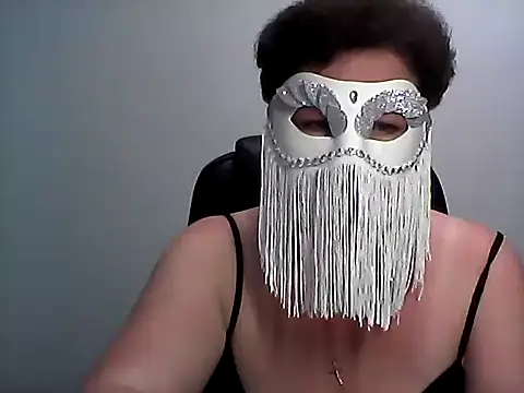 Snapshot of EllaLove2277 chatting on 06.30.26 EllaLove2277 online show from 06.30.26