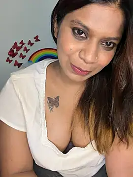 Snapshot of SpicykhalifaX chatting on 06.11.26 SpicykhalifaX online show from 06.11.26
