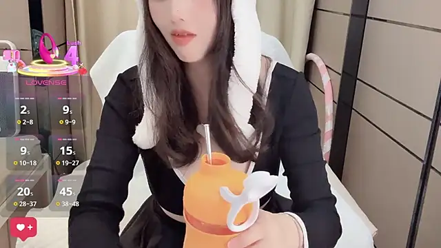  Ling Ling online show from 11.24.25