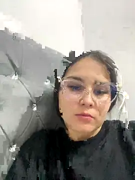 amberbakee online show from 10.18.25