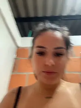 amberbakee online show from 10.28.25