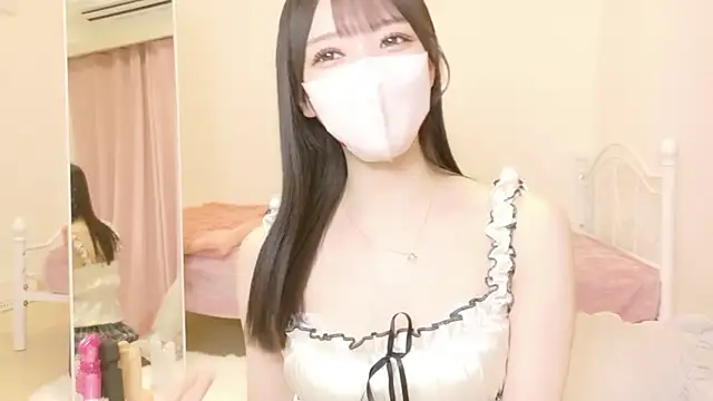 roachan  online show from 02.11.26