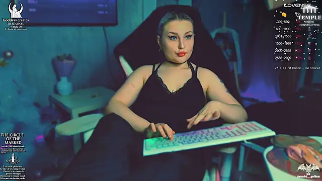 Wounded Goddess  online show from 12.17.25