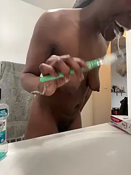 littyleesh1 online show from 03.08.26