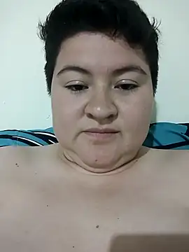 Snapshot of Noha_Whiitee chatting on 10.03.25 Noha Whiitee online show from 10.03.25